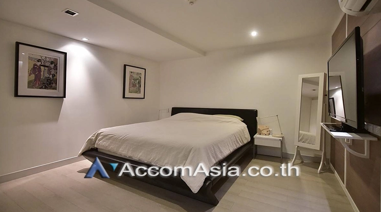  3 Bedrooms  Condominium For Rent & Sale in Sukhumvit, Bangkok  near BTS Phrom Phong (AA25823)