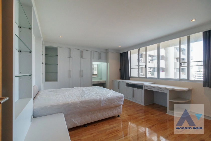 19  4 br Condominium For Rent in Sukhumvit ,Bangkok BTS Phrom Phong at D.S. Tower 1 AA25838