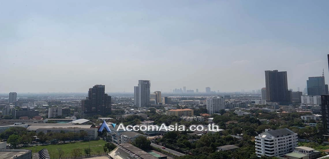 8  3 br Condominium For Sale in Sukhumvit ,Bangkok BTS Ekkamai at Fullerton Sukhumvit AA25845