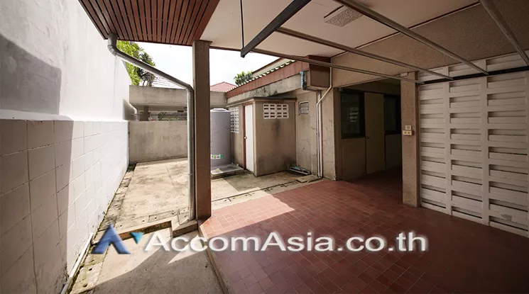 15  3 br House For Rent in Sukhumvit ,Bangkok BTS Ekkamai AA25847