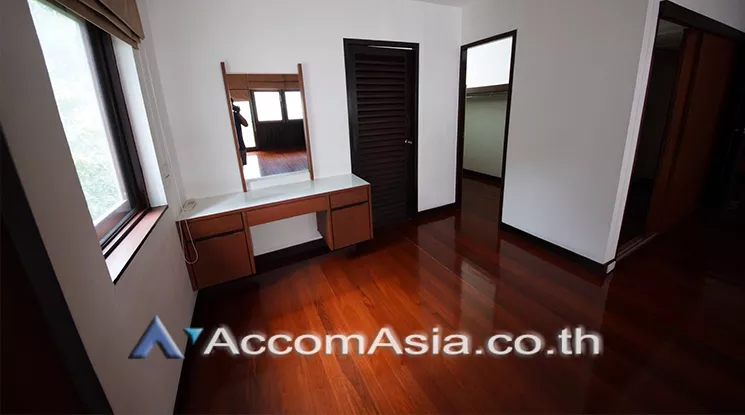 10  3 br House For Rent in Sukhumvit ,Bangkok BTS Ekkamai AA25847