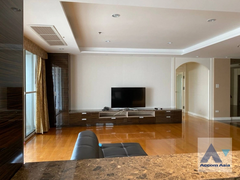  3 Bedrooms  Condominium For Rent & Sale in Sukhumvit, Bangkok  near BTS Asok - MRT Sukhumvit (AA25930)