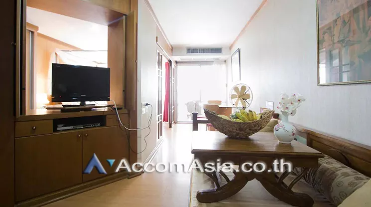  1 Bedroom  Condominium For Rent in Sukhumvit, Bangkok  near BTS Phrom Phong (AA26000)