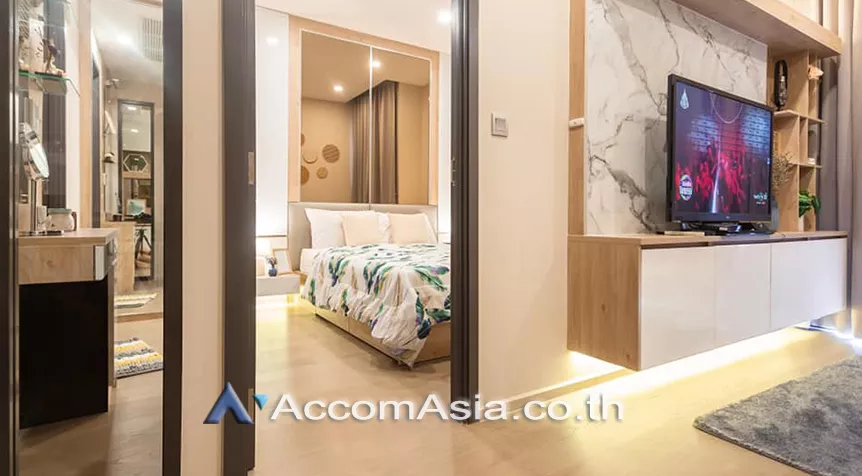  1 Bedroom  Condominium For Rent in Sukhumvit, Bangkok  near BTS Asok - MRT Sukhumvit (AA26015)