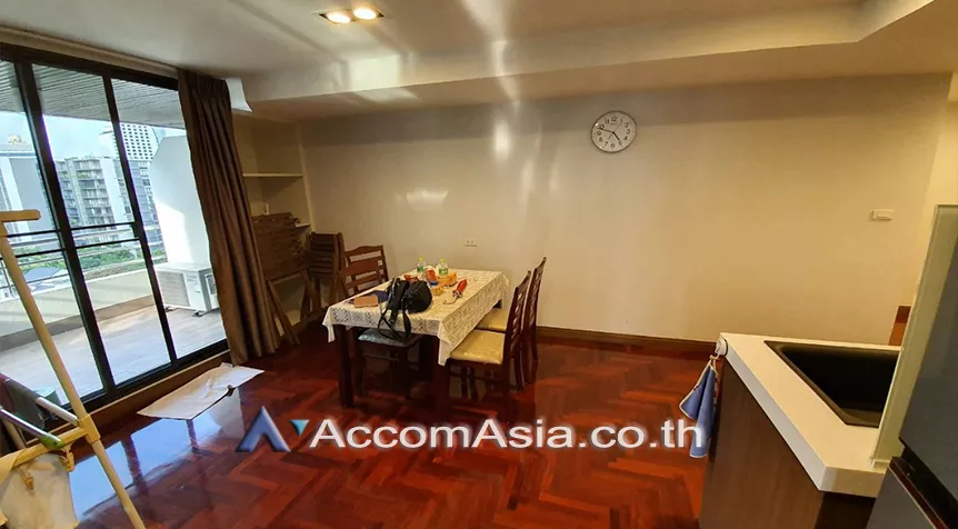  1 Bedroom  Condominium For Rent in Sukhumvit, Bangkok  near BTS Asok - MRT Sukhumvit (AA26031)