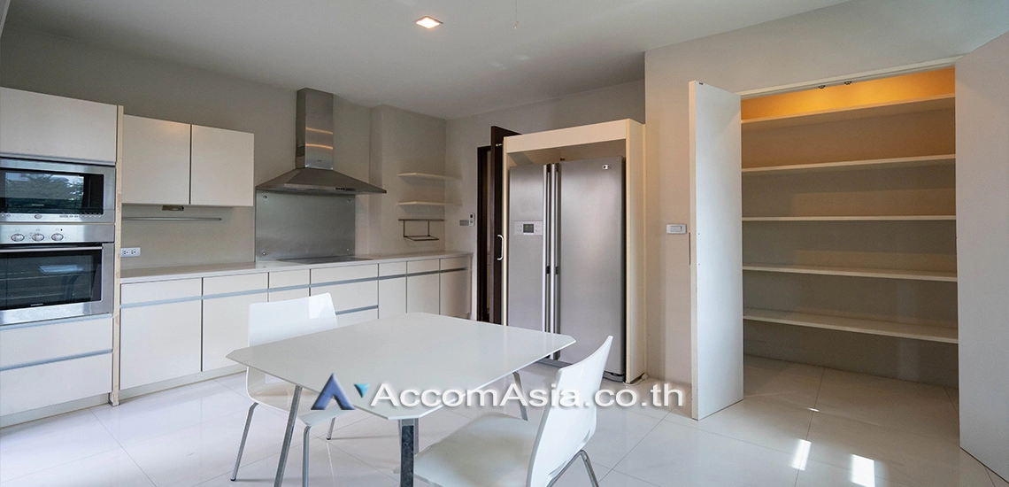  1  3 br Apartment For Rent in Sathorn ,Bangkok BRT Thanon Chan at Low Rise Residence AA26065