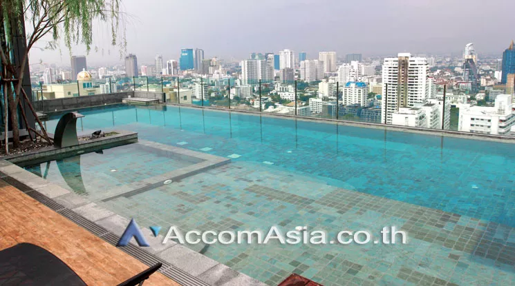  2 Bedrooms  Condominium For Rent in Sukhumvit, Bangkok  near BTS Thong Lo (AA26076)