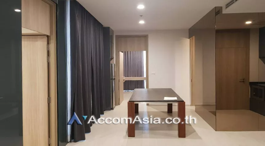  2 Bedrooms  Condominium For Rent in Ploenchit, Bangkok  near BTS Ploenchit (AA26131)