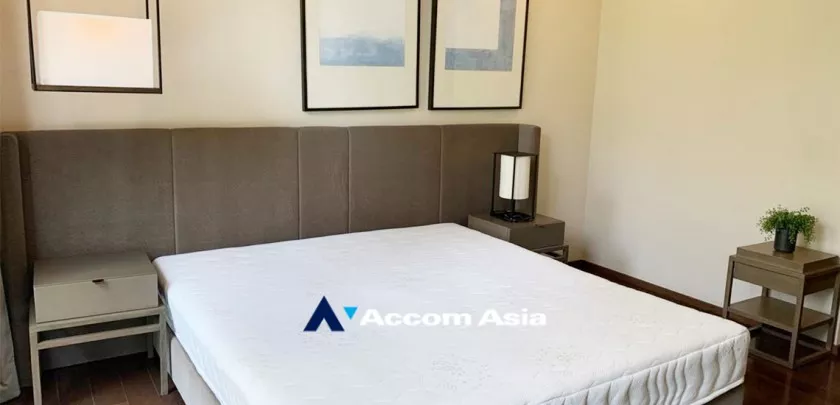  2 Bedrooms  Condominium For Rent in Sathorn, Bangkok  near BTS Chong Nonsi (AA26168)