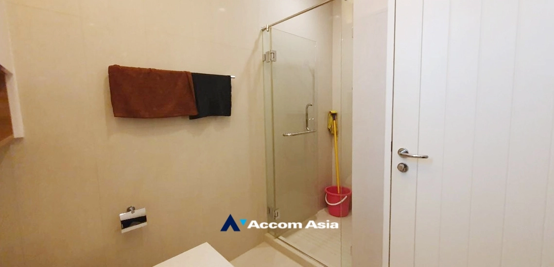 21  2 br Condominium For Rent in Ploenchit ,Bangkok BTS Chitlom at Q Langsuan  AA26169