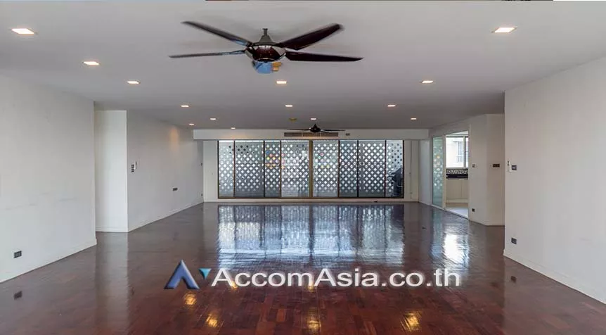 Big Balcony, Pet friendly |  4 Bedrooms  Apartment For Rent in Sukhumvit, Bangkok  near BTS Asok - MRT Sukhumvit (AA26186)