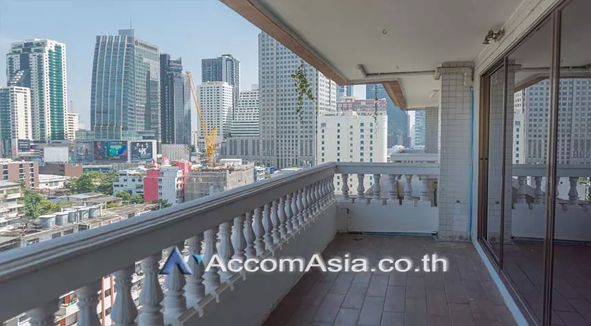 Big Balcony, Pet friendly |  4 Bedrooms  Apartment For Rent in Sukhumvit, Bangkok  near BTS Asok - MRT Sukhumvit (AA26187)