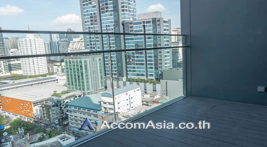  2 Bedrooms  Condominium For Rent in Sukhumvit, Bangkok  near BTS Nana (AA26202)