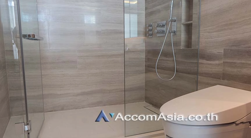 7  2 br Condominium For Rent in Sukhumvit ,Bangkok BTS Nana at Q One Sukhumvit AA26202