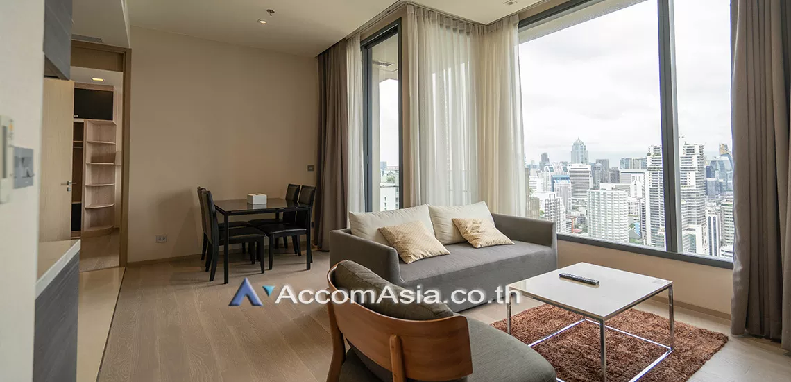  2 Bedrooms  Condominium For Rent in Sukhumvit, Bangkok  near BTS Asok - MRT Sukhumvit (AA26203)