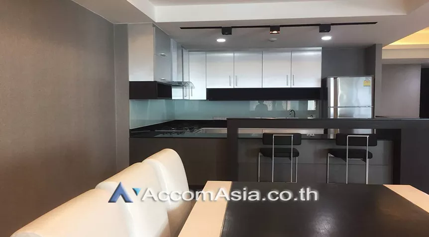  3 Bedrooms  Condominium For Rent in Sukhumvit, Bangkok  near BTS Phrom Phong (AA26208)