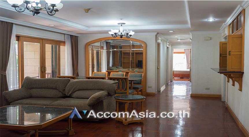 Pet friendly |  3 Bedrooms  Condominium For Rent in Sukhumvit, Bangkok  near BTS Phrom Phong (AA26240)
