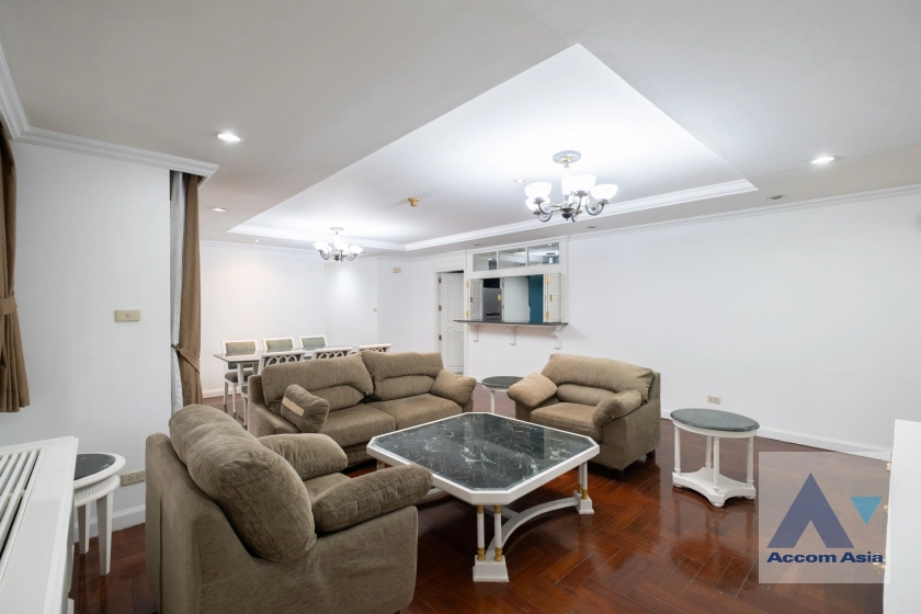 Pet friendly |  3 Bedrooms  Condominium For Rent in Sukhumvit, Bangkok  near BTS Phrom Phong (AA26240)