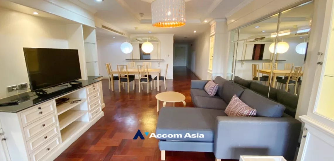 Pet friendly |  3 Bedrooms  Condominium For Rent in Sukhumvit, Bangkok  near BTS Phrom Phong (AA26241)