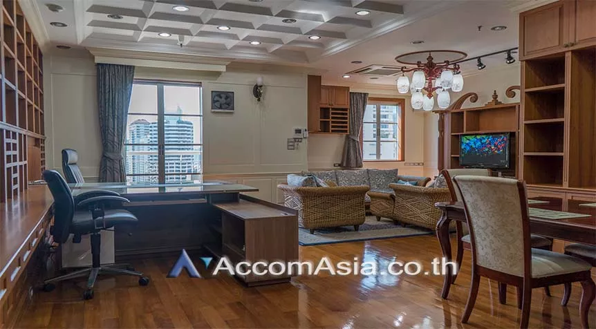  2 Bedrooms  Condominium For Rent & Sale in Sukhumvit, Bangkok  near BTS Asok - MRT Sukhumvit (AA26248)