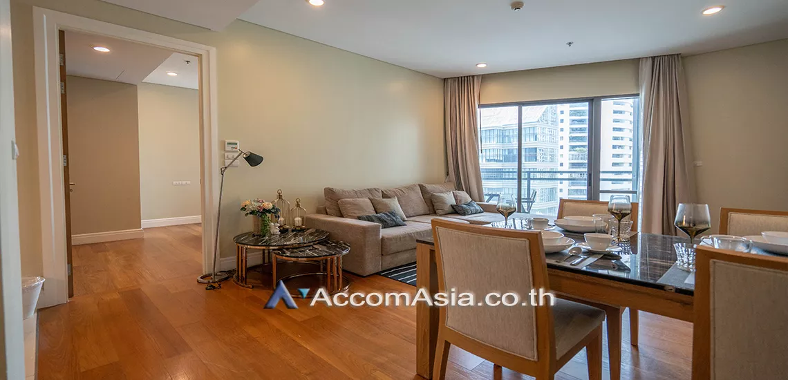  2 Bedrooms  Condominium For Rent in Sukhumvit, Bangkok  near BTS Phrom Phong (AA26251)