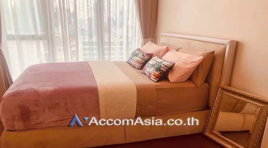  2 Bedrooms  Condominium For Rent in Sukhumvit, Bangkok  near BTS Nana (AA26276)