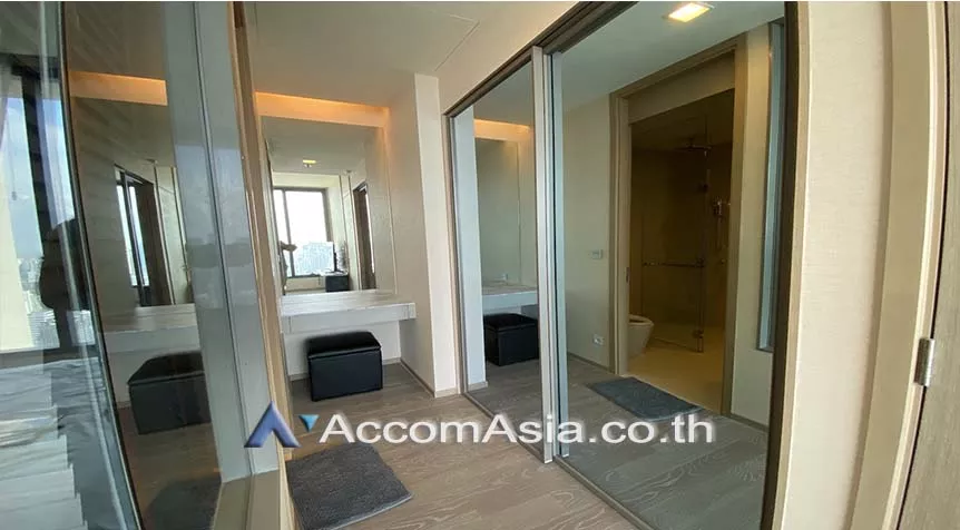  1 Bedroom  Condominium For Rent & Sale in Sukhumvit, Bangkok  near BTS Asok - MRT Sukhumvit (AA26279)