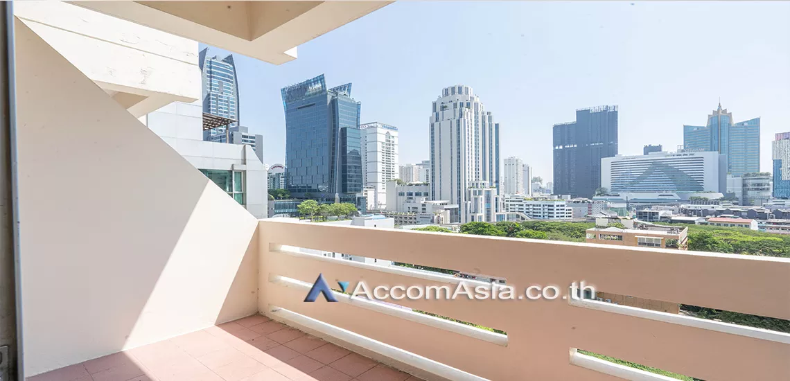  3 Bedrooms  Condominium For Rent in Sukhumvit, Bangkok  near BTS Nana (24080)