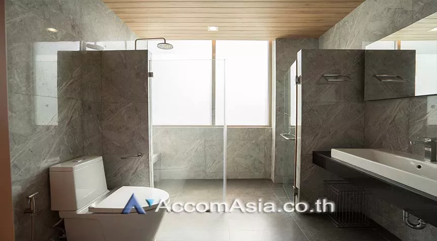 8  2 br Condominium For Rent in Sukhumvit ,Bangkok BTS Phra khanong at Ficus Lane AA26302