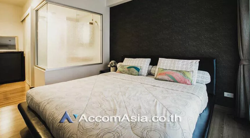  1 Bedroom  Condominium For Rent in Sukhumvit, Bangkok  near BTS Phrom Phong (AA26396)