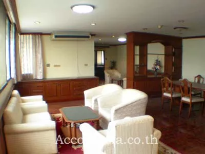  3 Bedrooms  Condominium For Rent in Sukhumvit, Bangkok  near BTS Asok - MRT Sukhumvit (24094)