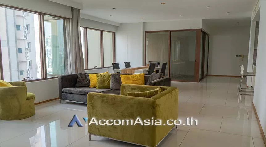  3 Bedrooms  Condominium For Rent in Sukhumvit, Bangkok  near BTS Phrom Phong (AA26427)