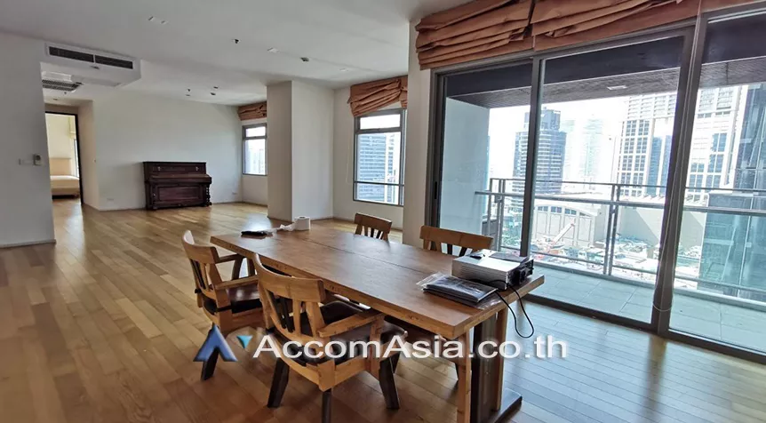  2 Bedrooms  Condominium For Rent in Sukhumvit, Bangkok  near BTS Phrom Phong (AA26433)