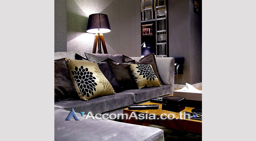  2 Bedrooms  Condominium For Sale in Sukhumvit, Bangkok  near BTS Asok - MRT Sukhumvit (AA26475)