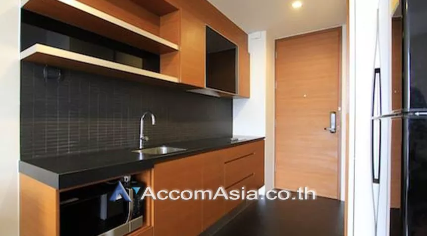  1 Bedroom  Condominium For Rent in Sukhumvit, Bangkok  near BTS Thong Lo (AA26483)