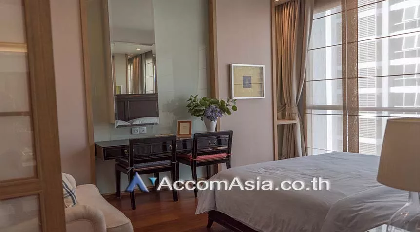  1 Bedroom  Condominium For Rent in Sukhumvit, Bangkok  near BTS Thong Lo (AA26484)