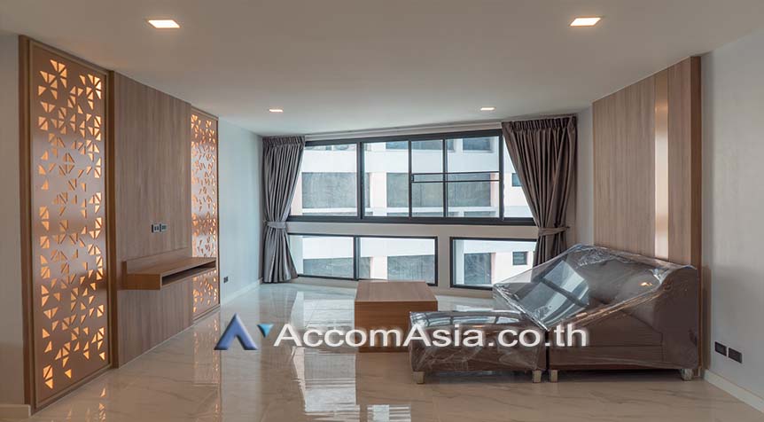 Pet friendly |  3 Bedrooms  Condominium For Rent in Sukhumvit, Bangkok  near BTS Phrom Phong (AA26495)