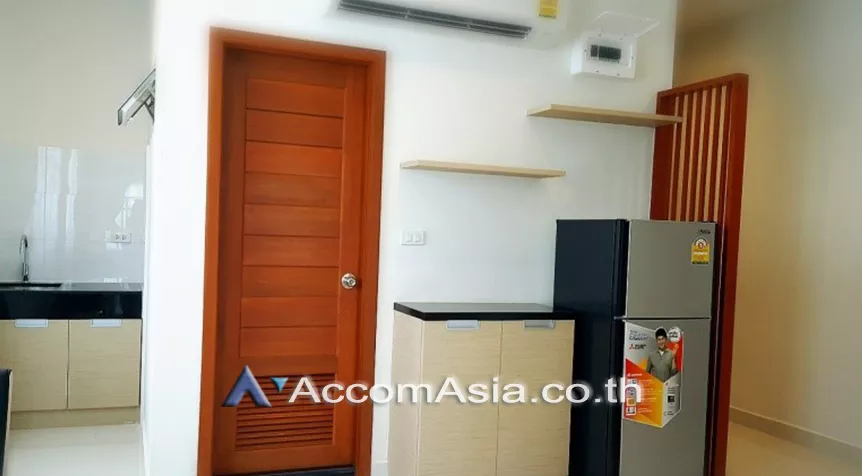  1 Bedroom  Apartment For Rent in Sukhumvit, Bangkok  near BTS Thong Lo (AA26536)