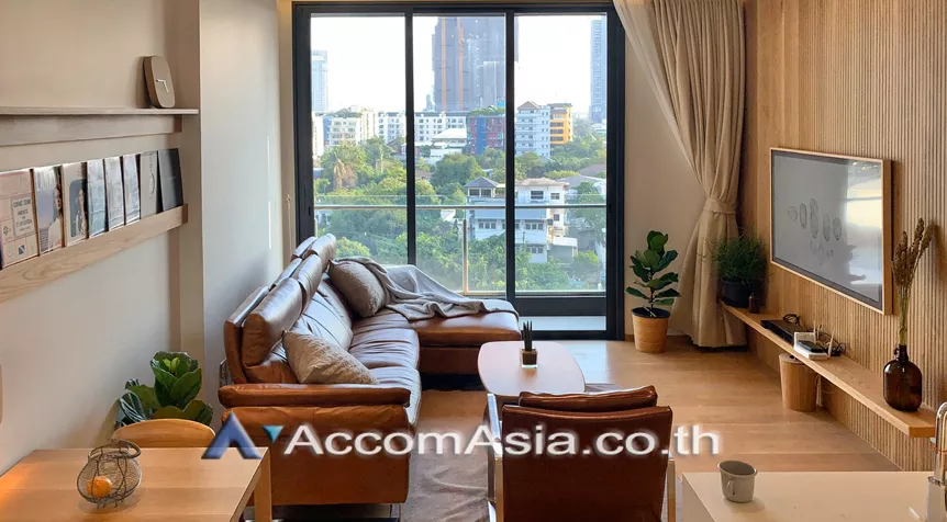  1 Bedroom  Condominium For Rent in Sukhumvit, Bangkok  near BTS Thong Lo (AA26537)