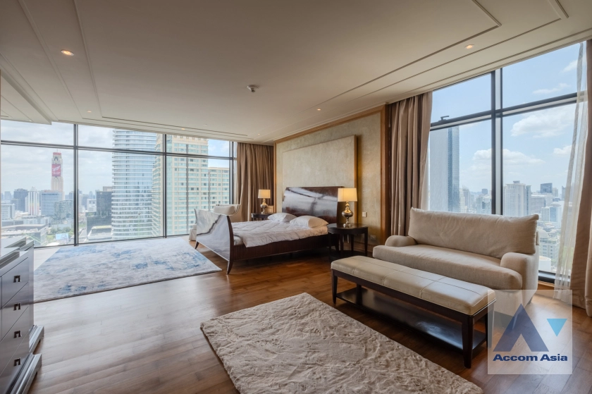 21  3 br Condominium for rent and sale in Ploenchit ,Bangkok BTS Ratchadamri at The Residences at The St. Regis Bangkok AA26546