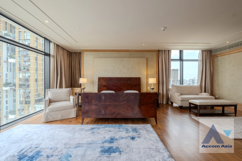 20  3 br Condominium for rent and sale in Ploenchit ,Bangkok BTS Ratchadamri at The Residences at The St. Regis Bangkok AA26546