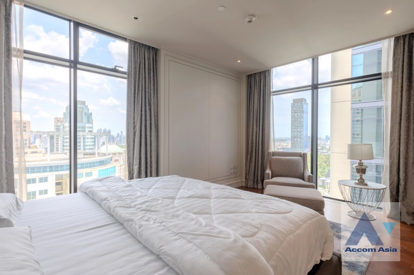 32  3 br Condominium for rent and sale in Ploenchit ,Bangkok BTS Ratchadamri at The Residences at The St. Regis Bangkok AA26546