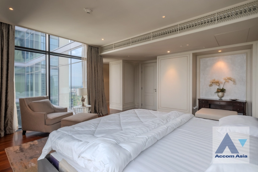 33  3 br Condominium for rent and sale in Ploenchit ,Bangkok BTS Ratchadamri at The Residences at The St. Regis Bangkok AA26546