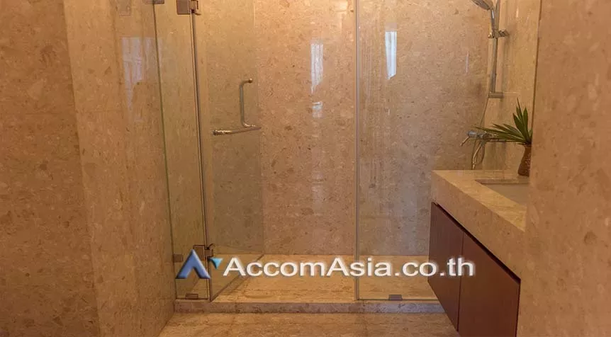 13  3 br Condominium For Rent in Ploenchit ,Bangkok BTS Ratchadamri at The Rajdamri AA26563