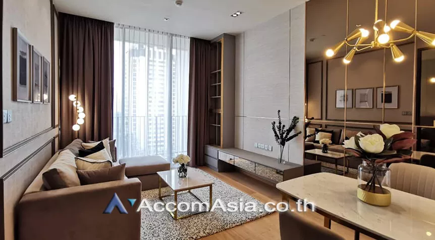  1 Bedroom  Condominium For Rent in Ploenchit, Bangkok  near BTS Chitlom (AA26585)