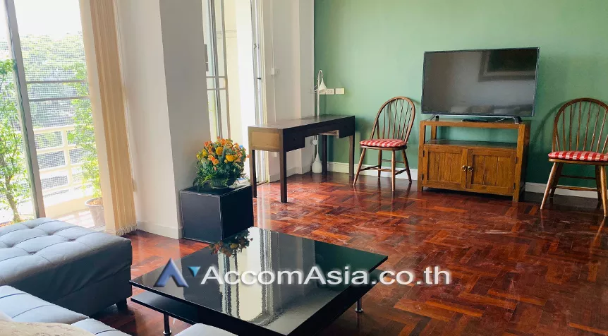  2 Bedrooms  Condominium For Rent in Ploenchit, Bangkok  near BTS Ploenchit (AA26628)