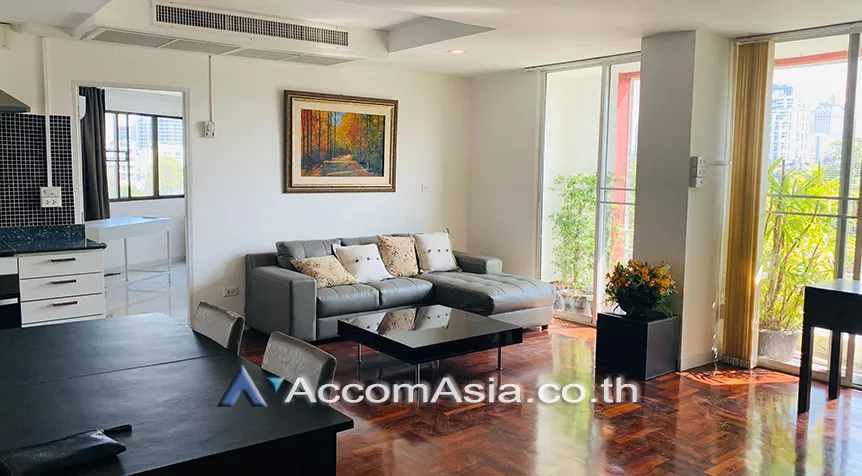  2 Bedrooms  Condominium For Rent in Ploenchit, Bangkok  near BTS Ploenchit (AA26628)