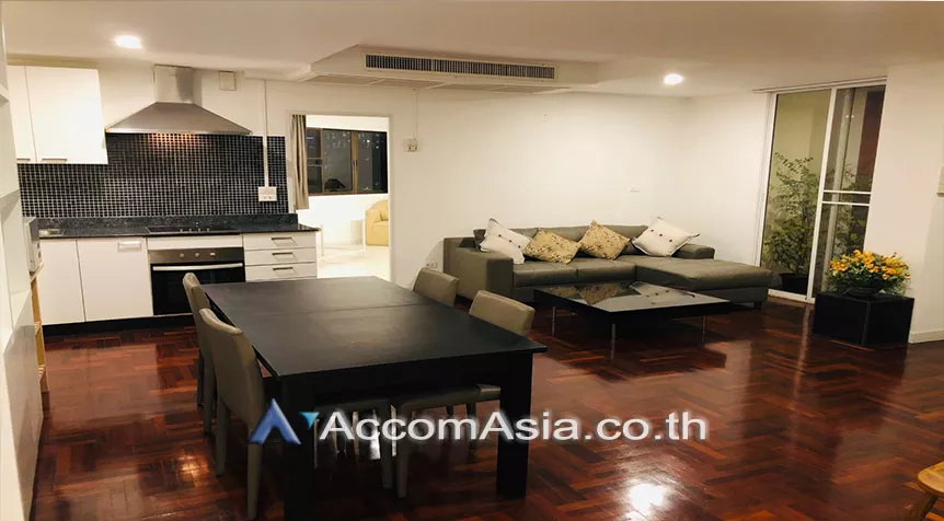  2 Bedrooms  Condominium For Rent in Ploenchit, Bangkok  near BTS Ploenchit (AA26628)