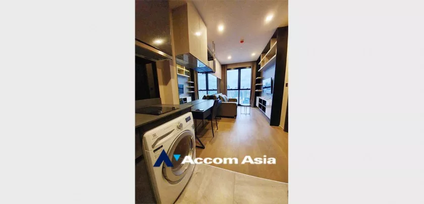  1 Bedroom  Condominium For Rent in Sukhumvit, Bangkok  near BTS Asok - MRT Sukhumvit (AA26649)