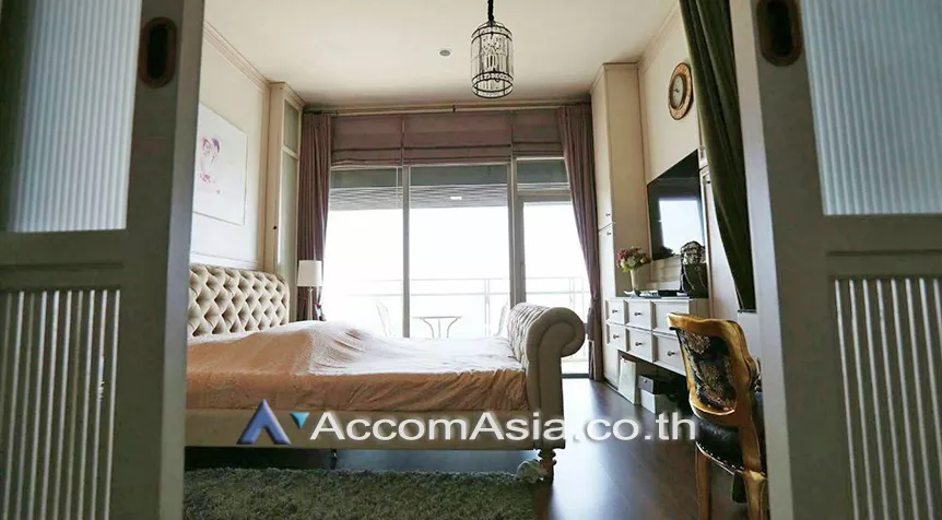  2 Bedrooms  Condominium For Sale in Sukhumvit, Bangkok  near BTS Phrom Phong (AA26680)